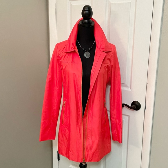 Michael Kors Raincoat🧡 - Picture 7 of 10